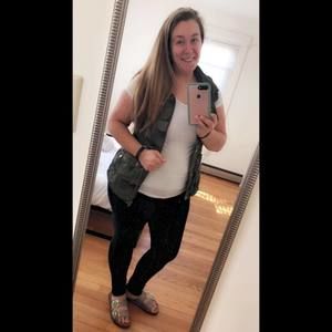 Meet your Posher, Elizabeth